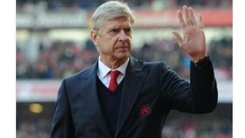 Tagar #MerciArsene pun menggema di Twitter. Foto: istimewa