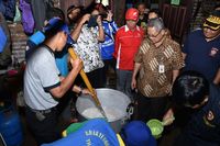 Plt Gubernur Jateng Tinjau Korban Gempa Banjarnegara