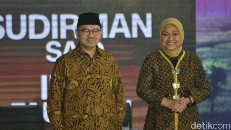 Sudirman Sebut Pengurangan Kemiskinan Ganjar Tak Capai Target Sudirman Sebut Pengurangan Kemiskinan Ganjar Tak Capai Target