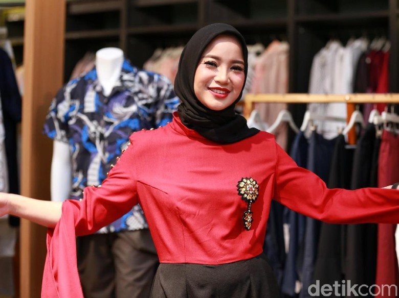 Kartini Masa Kini Menurut Chacha Frederica Kartini Masa Kini Menurut Chacha Frederica