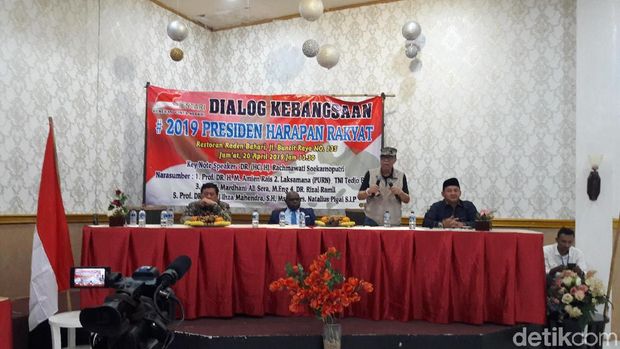 Rachmawati Soekarnoputri hingga Laksamana (Purn) TNI Tedjo Edhy Purdijatno jadi pembicara dialog kebangsaan.