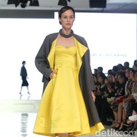 Fashion show Yosafat Dwi Kurniawan yang bertemakan Literalist diJakarta Fashion & Food Festival 2018, Kelapa Gading, Jakarta, Kamis [19/4/2018]. [Foto: Mohammad Abduh/Wolipop]