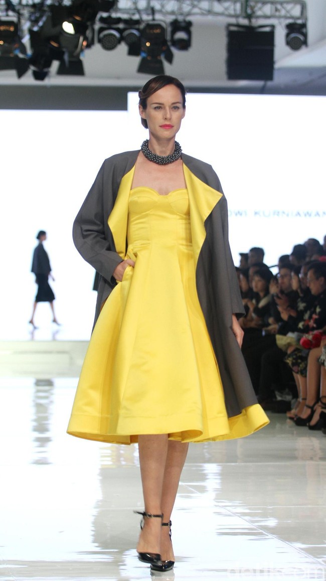 Fashion show Yosafat Dwi Kurniawan yang bertemakan Literalist diJakarta Fashion & Food Festival 2018, Kelapa Gading, Jakarta, Kamis [19/4/2018]. [Foto: Mohammad Abduh/Wolipop]