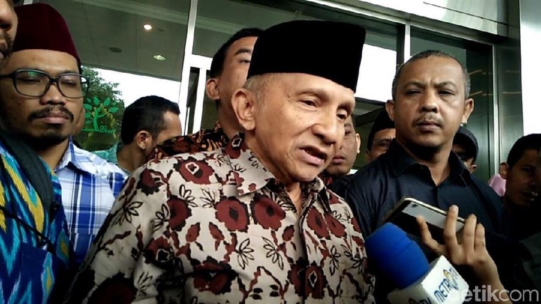 Amien Rais Puas PA 212 Minta Jokowi Hentikan Kriminalisasi Ulama Amien Rais Puas PA 212 Minta Jokowi Hentikan Kriminalisasi Ulama