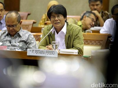 Ini Lho Elia Massa Manik yang Dicopot dari Dirut Pertamina