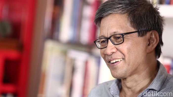 Rocky Gerung saat Blak-blakan di kantor detikcom