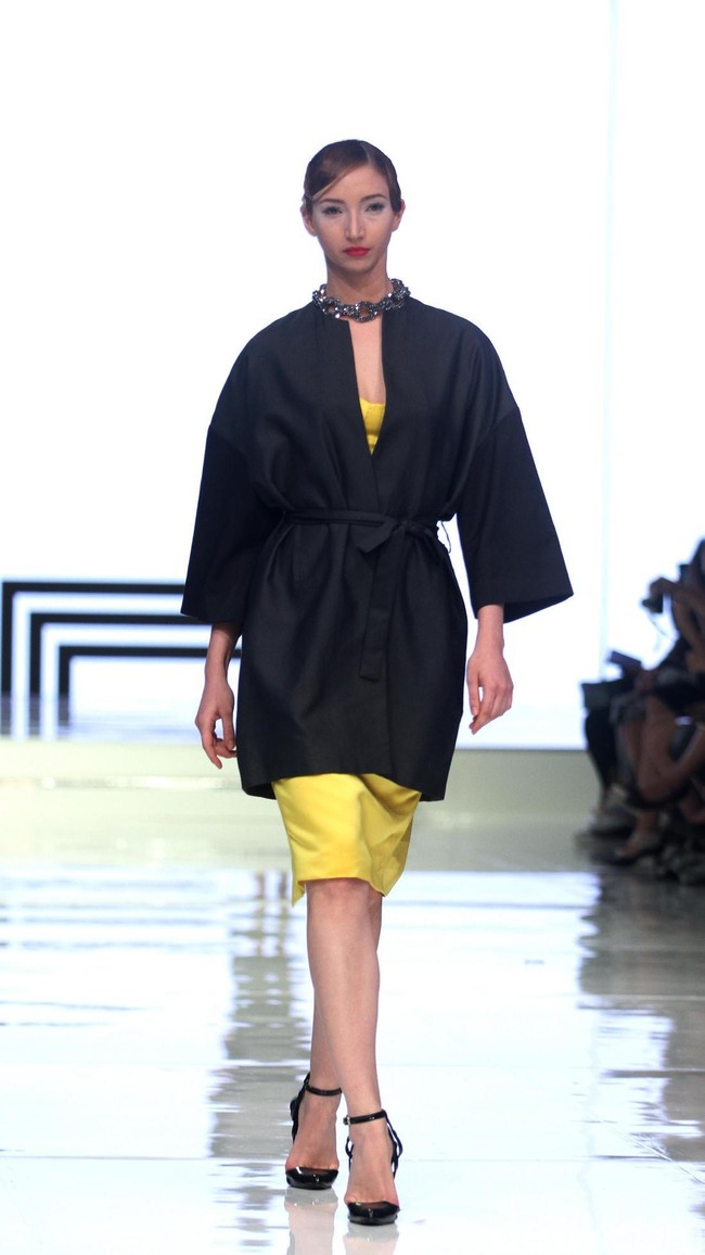 Fashion show Yosafat Dwi Kurniawan yang bertemakan Literalist diJakarta Fashion & Food Festival 2018, Kelapa Gading, Jakarta, Kamis [19/4/2018]. [Foto: Mohammad Abduh/Wolipop]