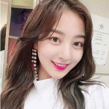 Jihyo 'TWICE'