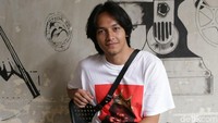 Jefri Nichol juga senang berbagi kesenangan kepada orang lain. Foto: Palevi S/detikHOT