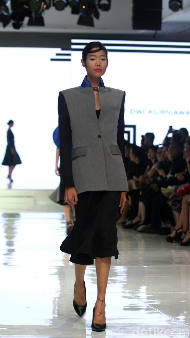 Fashion show Yosafat Dwi Kurniawan yang bertemakan Literalist diJakarta Fashion & Food Festival 2018, Kelapa Gading, Jakarta, Kamis [19/4/2018]. [Foto: Mohammad Abduh/Wolipop]