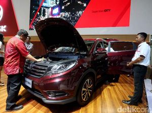Mobil China Glory 580 Pepet Harga Rush dan BR-V