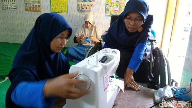 Titik Isnani