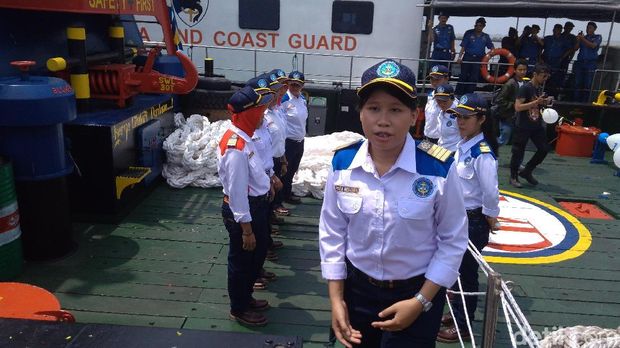 Siapa Sangka Seluruh Kru di Kapal Ini Adalah Wanita