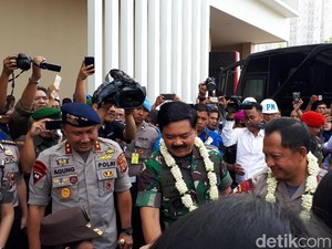 Kapolri : TNI - Polri akan Solid Sampai Kiamat