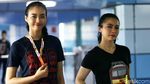 Si Cantik dengan Merchandise Commuter Line