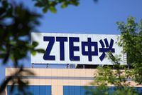 Partai Demokrat AS Boikot Huawei dan ZTE