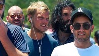 Dengan duka yang mendalam, kami mengumumkan kepergian Tim Bergling, yang juga dikenal sebagai Avicii, ujar manajemen Diana Baron dilansir The Guardina, Sabtu (21/4/2018). Foto: DJ Avicii (Instagram Avicii)