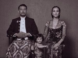 Gaya Selebriti Indonesia Rayakan Hari Kartini