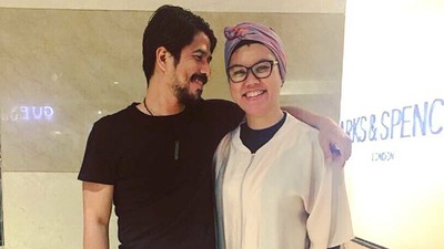 Ungkapan Romantis Ariyo Wahab untuk Istri di Ultah Pernikahan Ungkapan Romantis Ariyo Wahab untuk Istri di Ultah Pernikahan