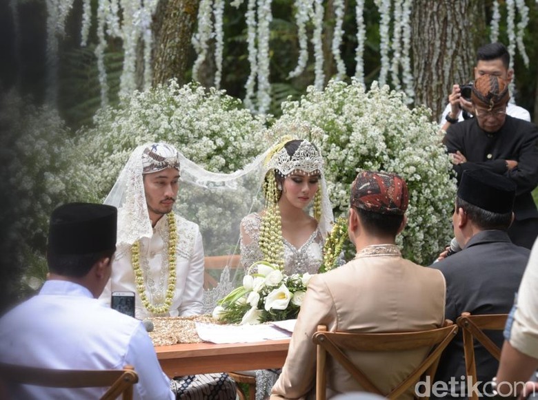 Cuti Dua Minggu, Syahnaz dan Jeje Bulan Madu ke Mana? Cuti Dua Minggu, Syahnaz dan Jeje Bulan Madu ke Mana?