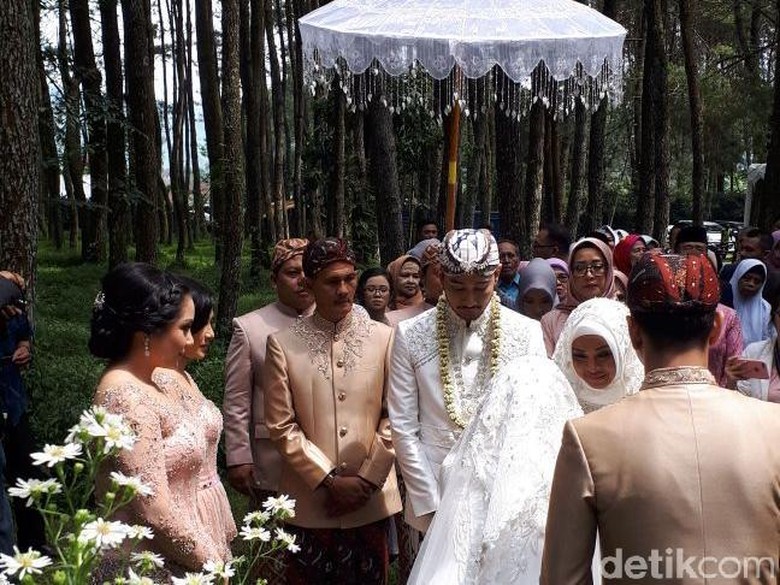 Banyak Pelakor, Jeje: Semoga Kita Langgeng Sampai Maut Memisahkan! Banyak Pelakor, Jeje: Semoga Kita Langgeng Sampai Maut Memisahkan!