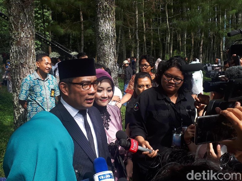 Tips Harmonis dari Ridwan Kamil untuk Syahnaz dan Jeje Tips Harmonis dari Ridwan Kamil untuk Syahnaz dan Jeje