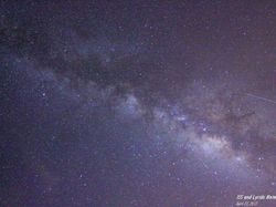 Pemandangan Spektakuler Hujan Meteor Lyrid