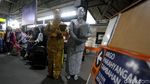 Kartini Menyapa Penumpang di Stasiun Gambir