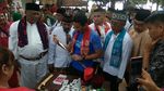 Byuuur, Sandiaga Renang Menuju Dermaga di Pulau Bidadari