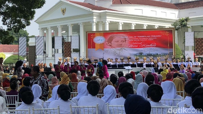 Hari Kartini, Iriana Kumpulkan Istri Menteri-Gubernur di Istana Bogor Hari Kartini, Iriana Kumpulkan Istri Menteri-Gubernur di Istana Bogor