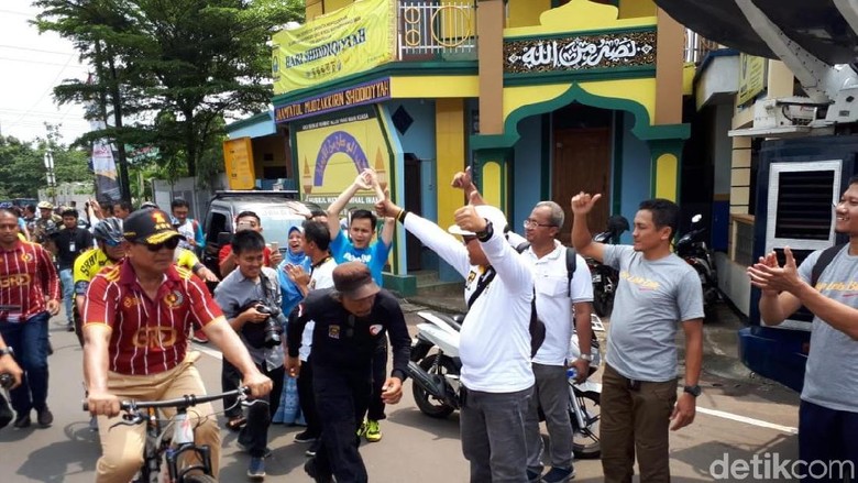 Canda Prabowo Pilih Bersepeda Bareng PKS Dibanding ke Dokter Gigi Canda Prabowo Pilih Bersepeda Bareng PKS Dibanding ke Dokter Gigi