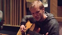 Sejumlah musisi pun merasakan kesedihan yang begitu mendalam atas meninggalnya Avicii. Foto: DJ Avicii (Instagram Avicii)