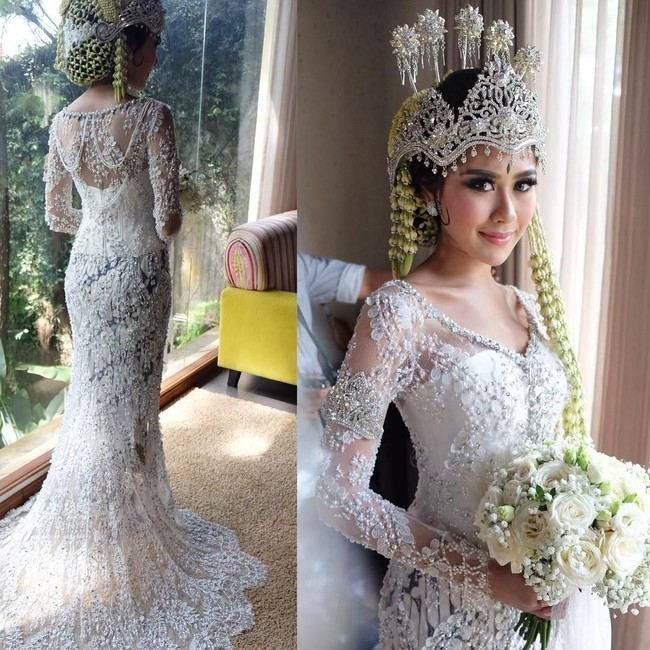 Syahnaz juga mengenakan Siger, mahkota yang biasa dipakai para pengantin wanita adat Sunda. Foto: Instagram/@wanda_haraa