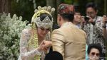 Intip Lagi Proses Nikahan Syahnaz dan Jeje Govinda
