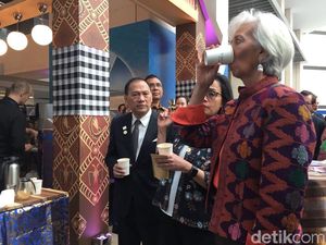 Bos IMF, Sri Mulyani dan Agus Marto Nikmati Kopi Khas RI di AS