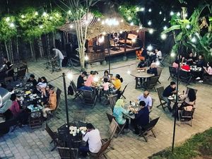 Ngopi di Angkringan Kekinian hingga Gaya Kulineran Anak Wulan Guritno