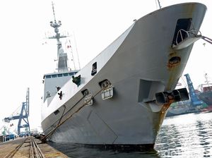 Kapal Perang Prancis Berlabuh di Tanjung Priok