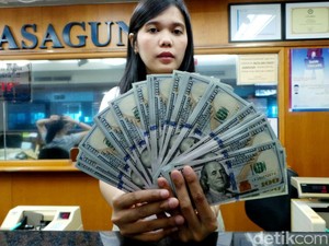 Dolar AS Ngamuk, Hindari Saham-Saham Unggulan LQ45