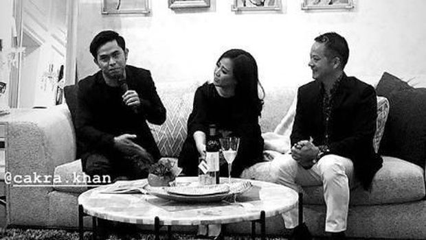 Senangnya Astrid saat Duet dengan Cakra Khan