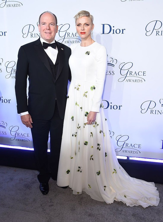 Charlene merupakan Cinderella zaman now yang berprofesi sebagai atlet renang. Dia mewakili Afrika Selatan di Olimpiade saat berkenalan dengan Pangeran Albert. Pangeran dari Monaco itu merupakan seniornya di kompetisi renang pada 2000. Sebelum pindah ke Monaco, sehari-harinya Charlene juga bekerja sebagai guru. Pada 2011, sang pangeran menikahi wanita cantik ini. Foto: Getty Images