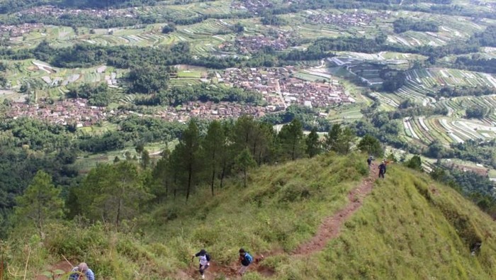 Gunung Andong di Magelang
