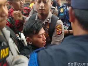 2 Copet Babak Belur saat Beraksi di Kampanye Nurul Arifin-Ruli