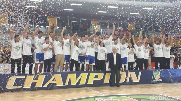 Satria Muda juara