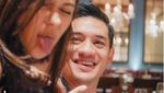 Family Goals! Kehangatan Keluarga Nana Mirdad dan Andrew White