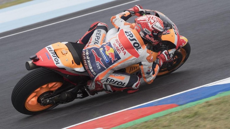 Sempat Jatuh, Marquez Tetap Mampu Raih Pole Sempat Jatuh, Marquez Tetap Mampu Raih Pole