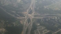 Interchange of I-695 dan I-95, Baltimor County, Maryland. Susunannya yang cukup banyak membuat pengguna jalan kebingungan untuk melintasinya. Istimewa/10mosttoday.com/Google Maps.