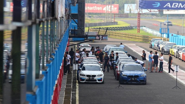 Bagaimana Rasanya Diajari Membalap di Sentul? Bagaimana Rasanya Diajari Membalap di Sentul?