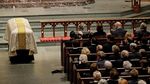 Foto: Obama hingga Clinton di Upacara Pemakaman Barbara Bush