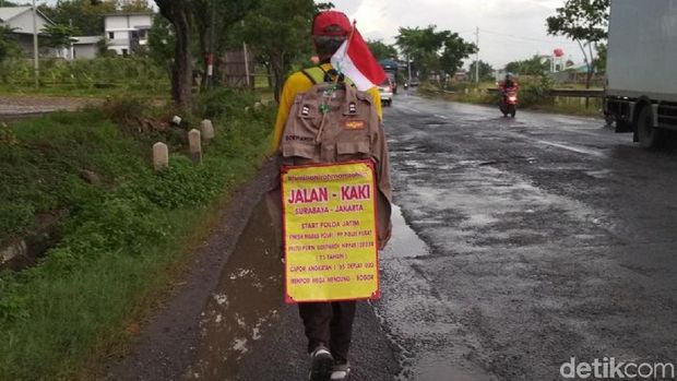 Soepardi, jalan kaki Surabaya-Jakarta