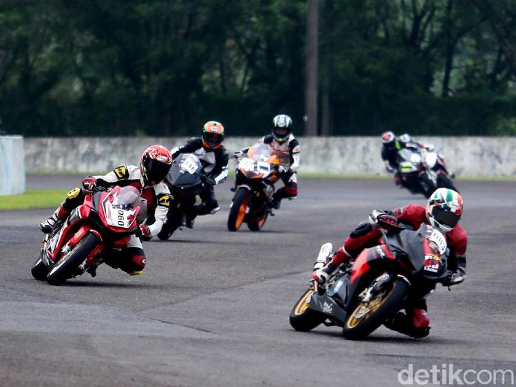 Begini Keseruan Balapan Indonesia CBR Race Day 2018